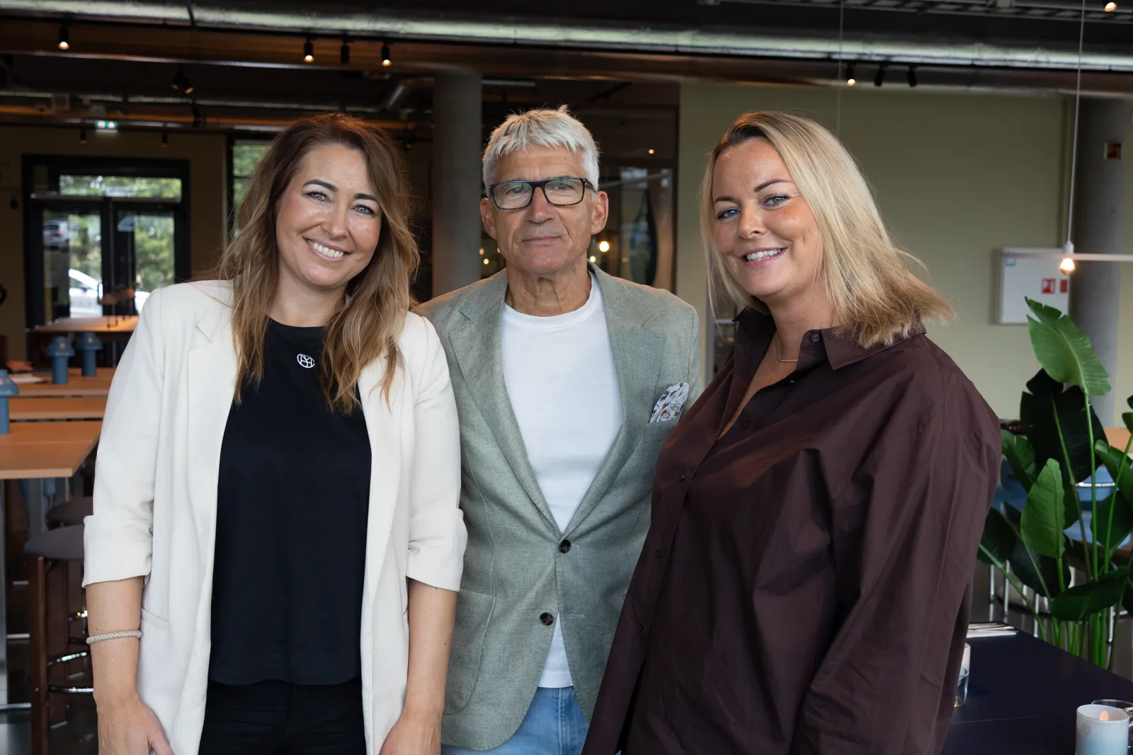 Anne Kathrine Dønnestad, Teo K. Luisa og Trine Haraldsen på Comfort Hotel Grimstad